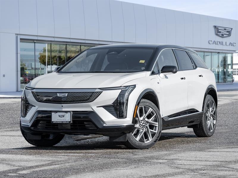 2025 Cadillac OPTIQ Luxury 2