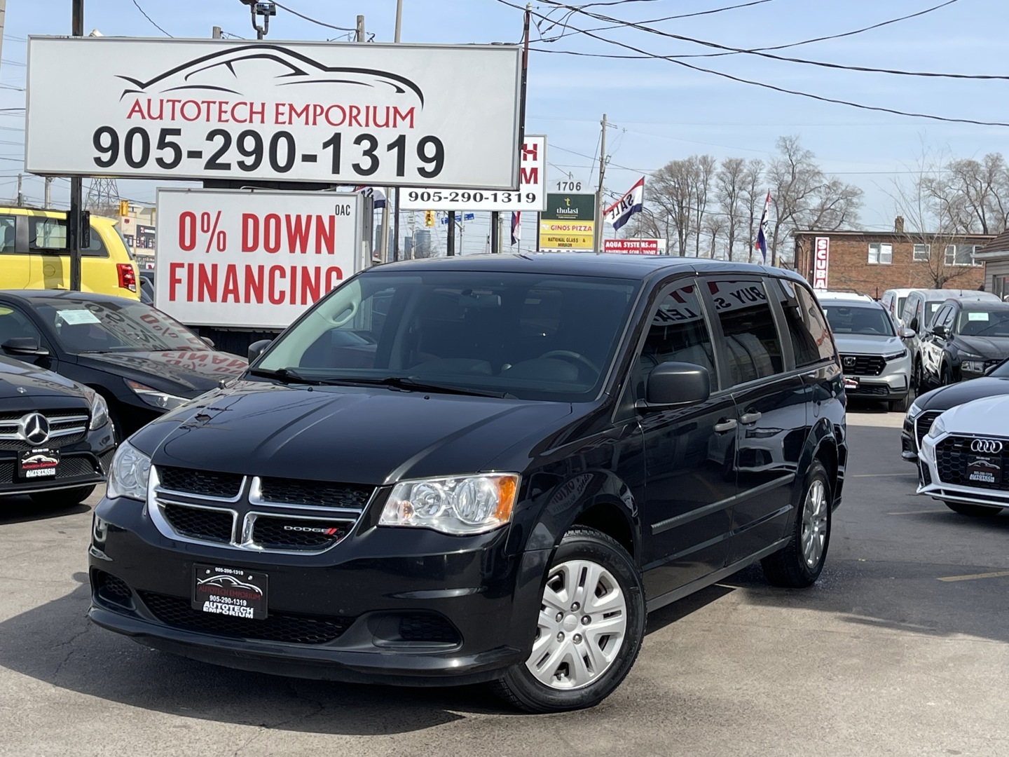 2017 Dodge Grand Caravan Canadian Value Pkg / 7 Pass / Dual Climate