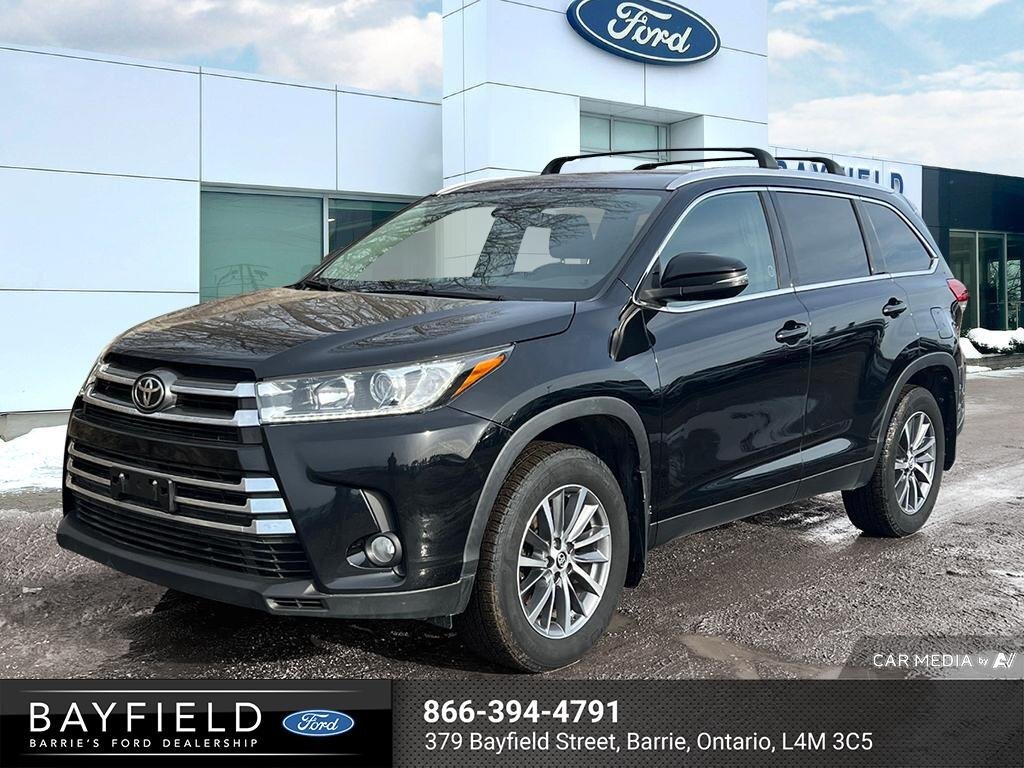 2019 Toyota Highlander XLE MOONROOF | NAV | HEATED LEATHER SEATS / 