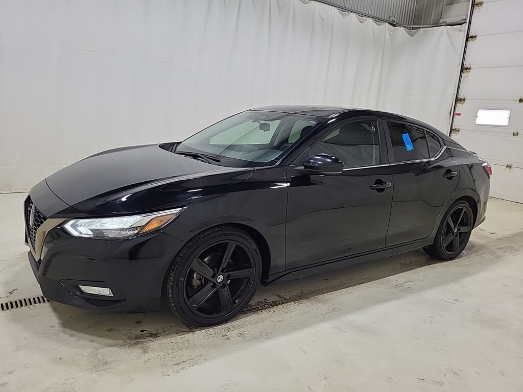 2021 Nissan Sentra SR / Apple CarPlay / Power Sunroof / Heated Seats 