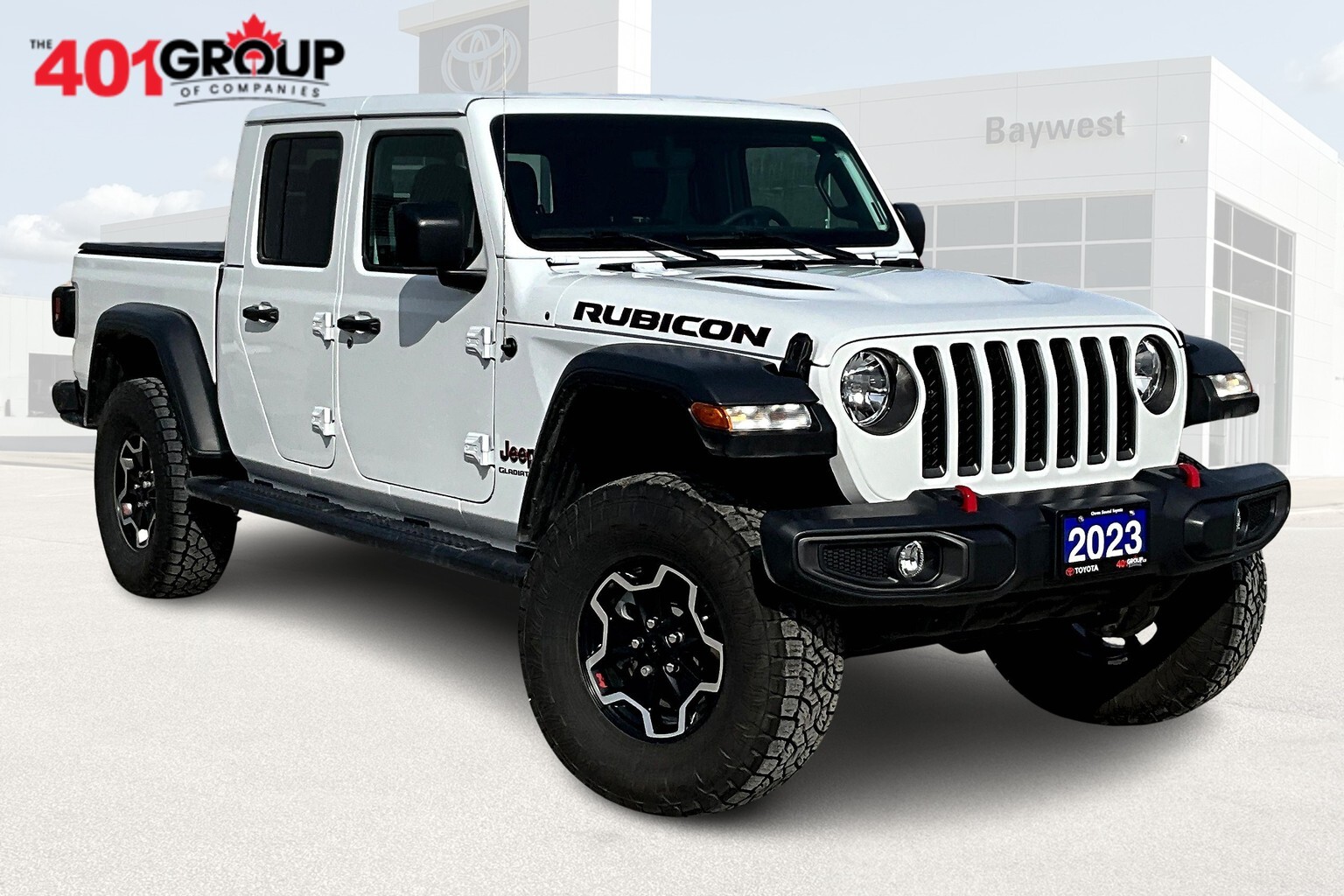 2023 Jeep Gladiator RUBICON- DETACHABLE ROOF AND DOORS- RED TRIM