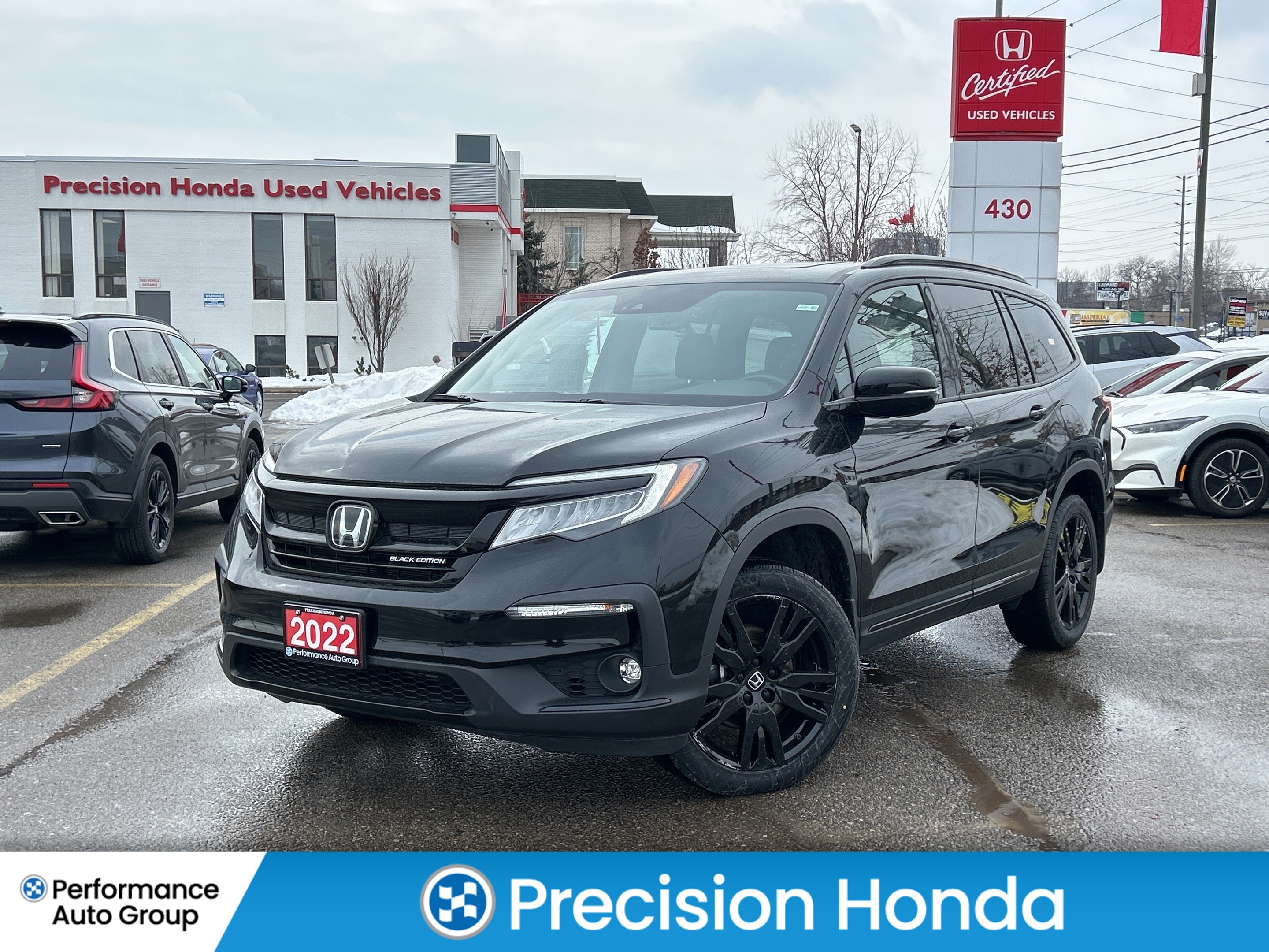 2022 Honda Pilot Black Edition - Leather - Pano Roof - Navigation