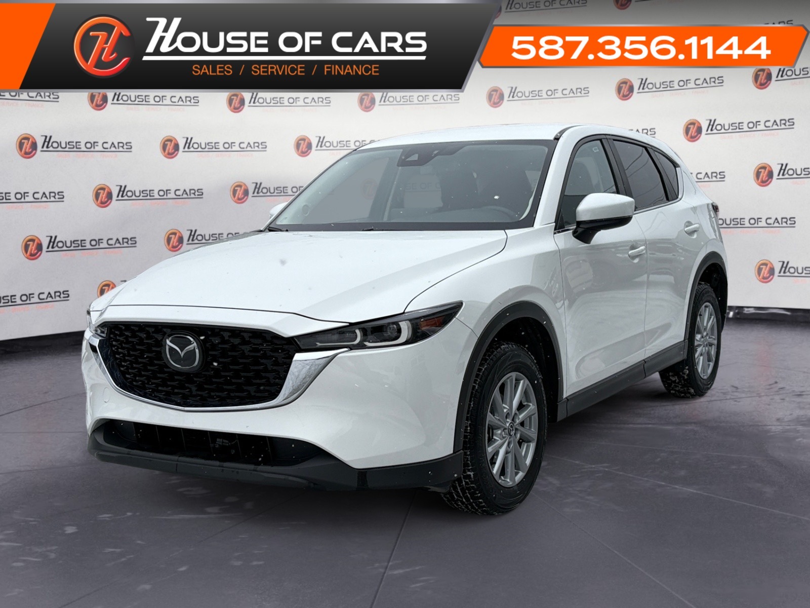 2024 Mazda CX-5 GS / *HAIL* / Back Up Camera / Heated Seats