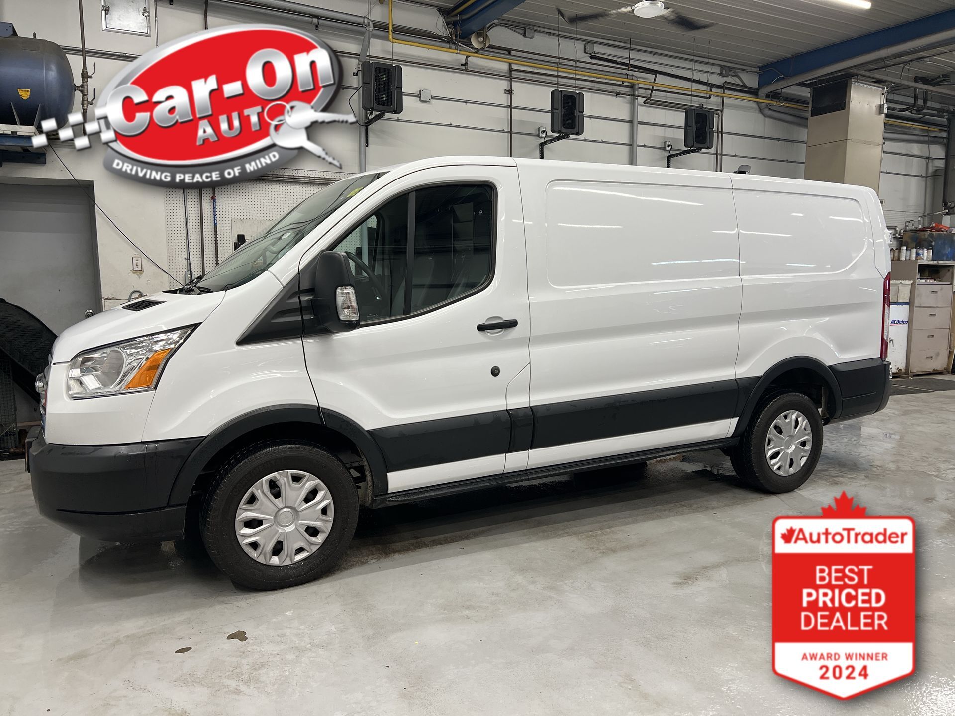 2019 Ford Transit Van 250 | LOW RF | DIESEL | LEATHERETTE |STEEL SHELVES