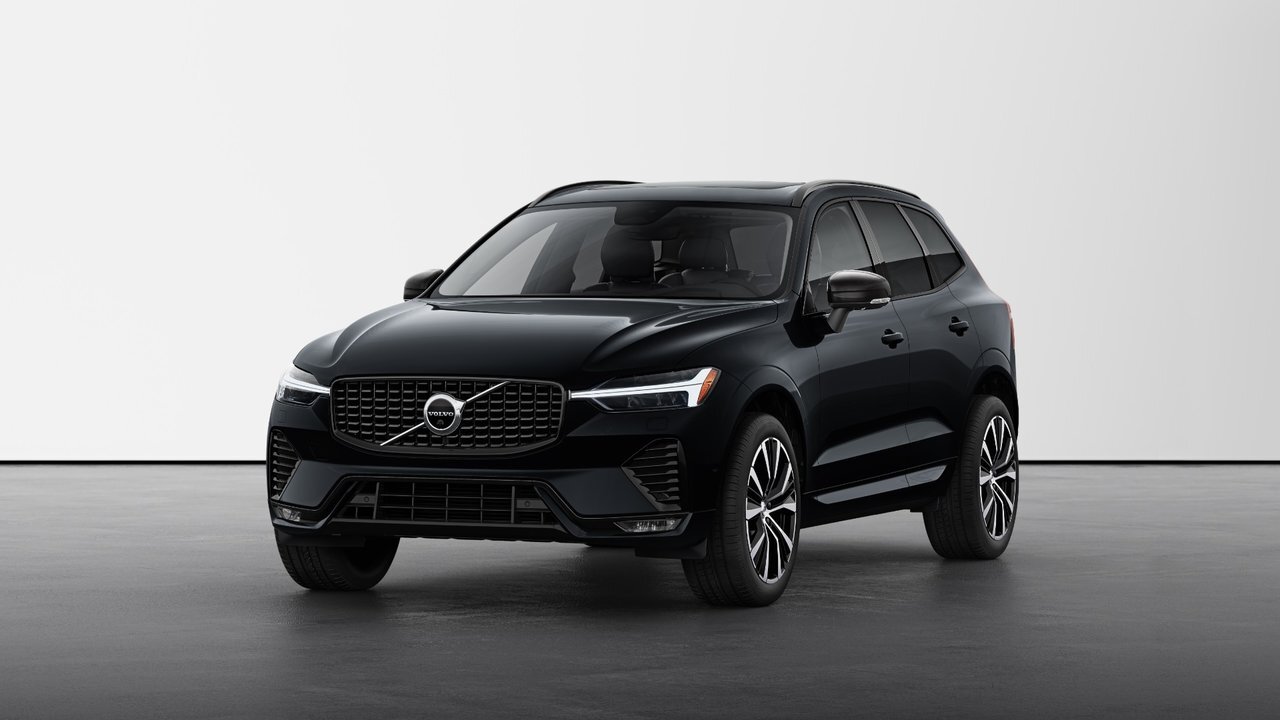 2025 Volvo XC60 B5 AWD Plus Dark Theme 