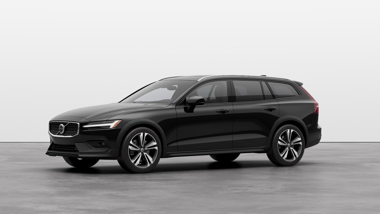 2025 Volvo V60 Cross Country B5 AWD Ultra 