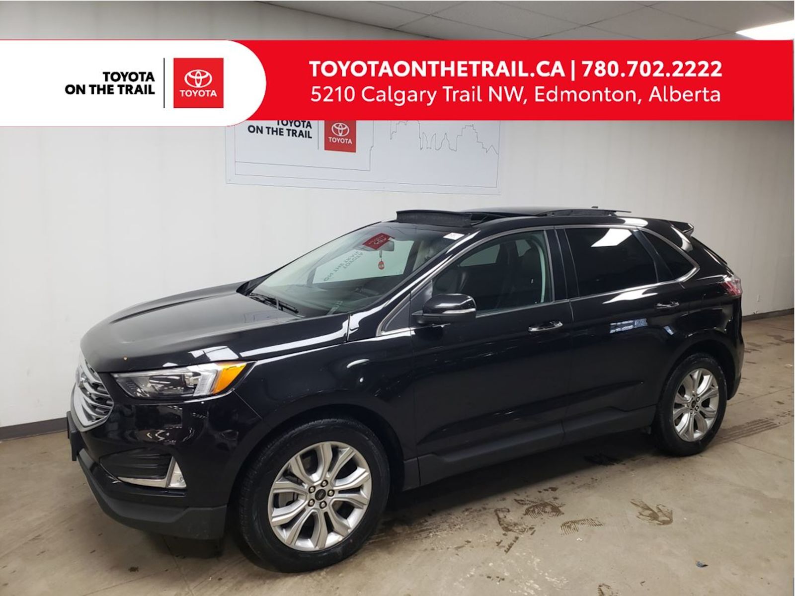 2023 Ford Edge TITANIUM; LEATHER, NAV, AWD, PANORAMIC SUNROOF, NA