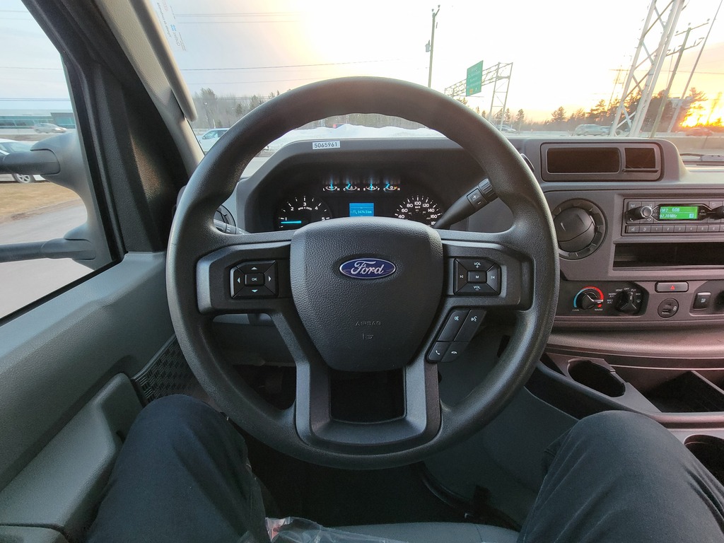Ford E-Series Cutaway 2022 Ford E-Series Cutaway 2022