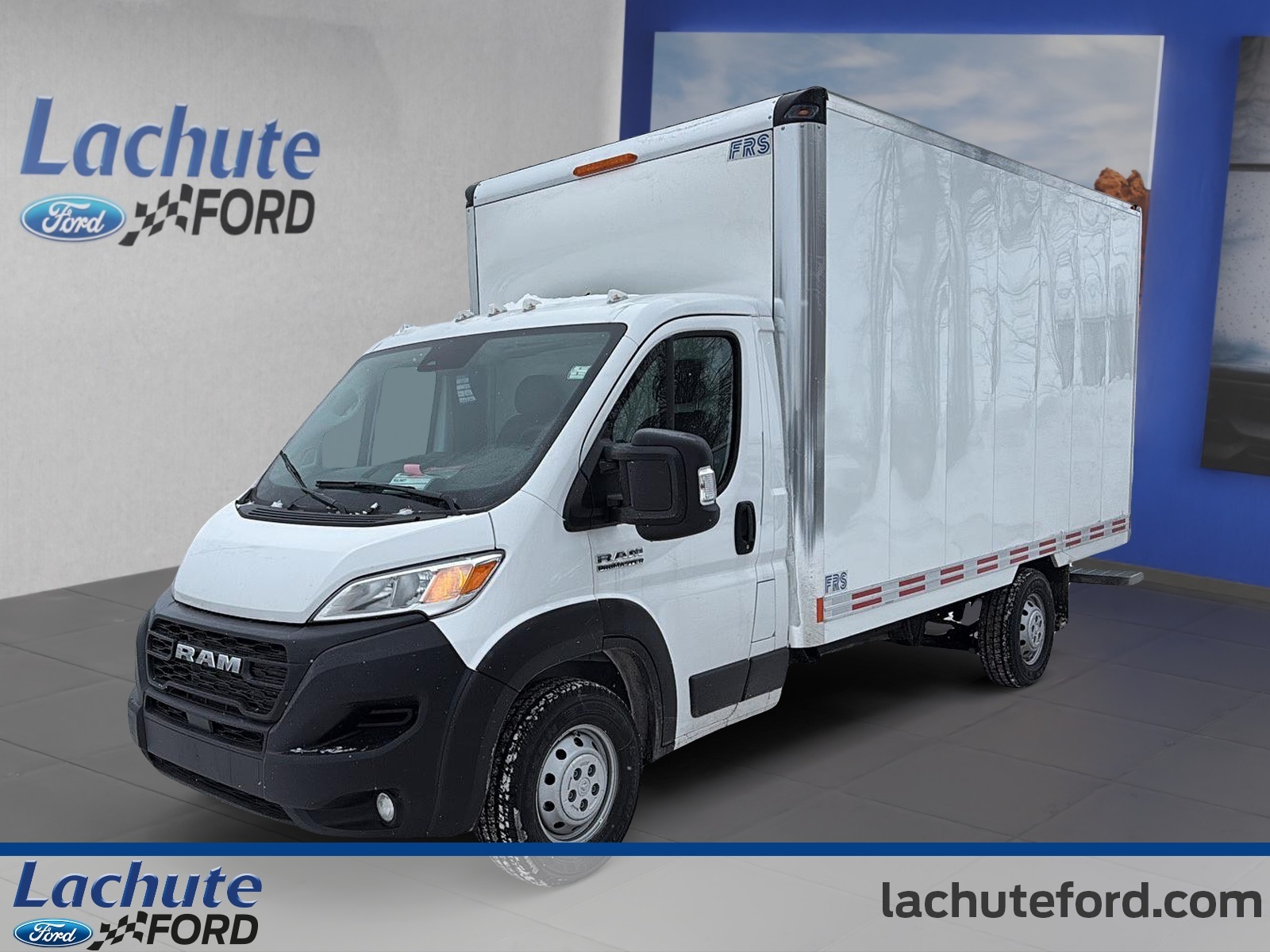 2023 Ram Promaster 3500 CUTAWAY BOITE 14 PIEDS NEUF MODIFIÉ FRS !!!