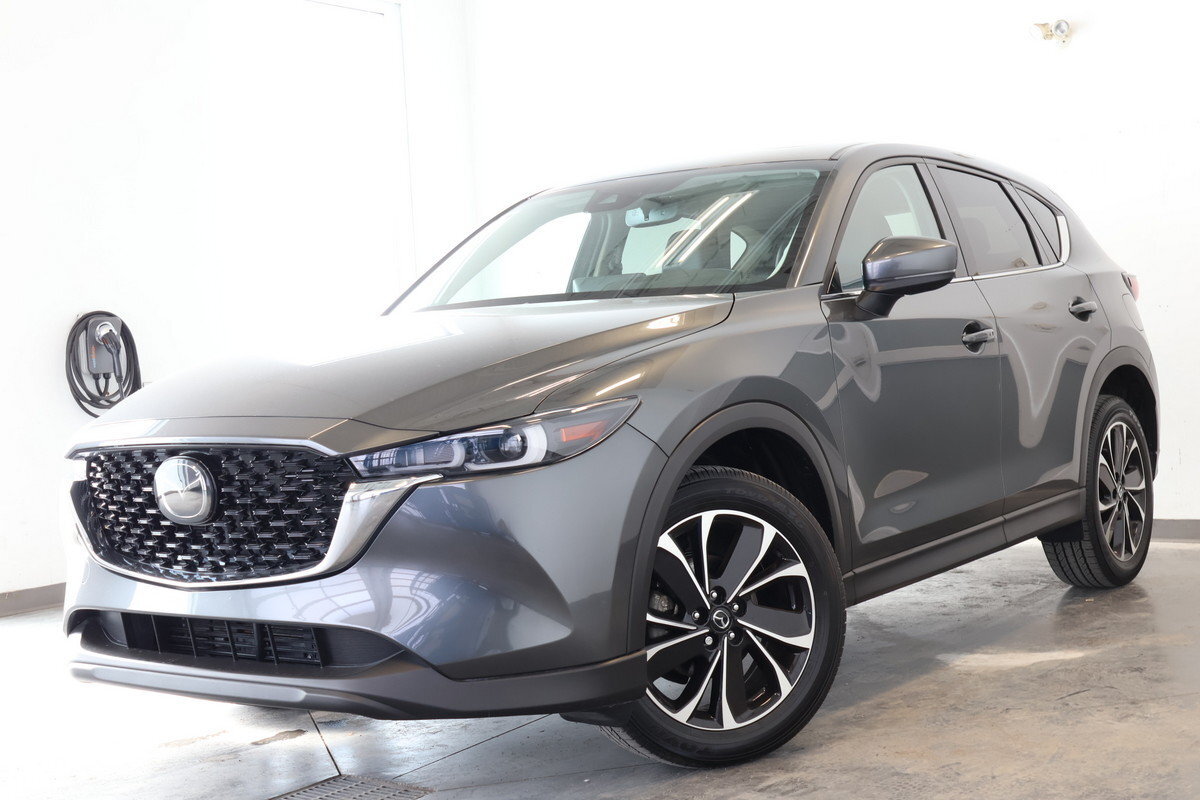 2022 Mazda CX-5 GT AWD ONE OWNER + LOW MILEAGE + SUNROOF + HEATED 