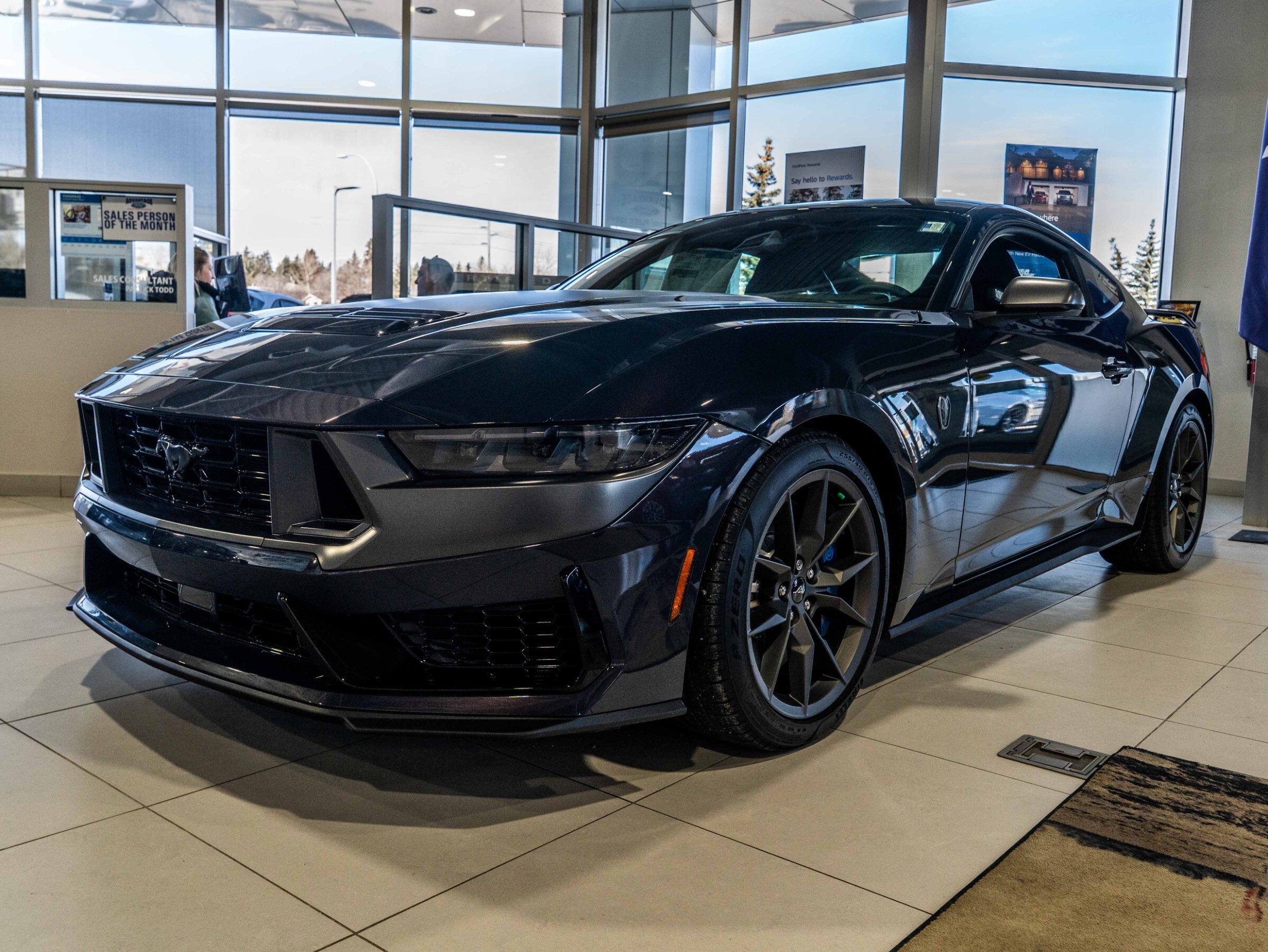 2025 Ford Mustang Dark Horse