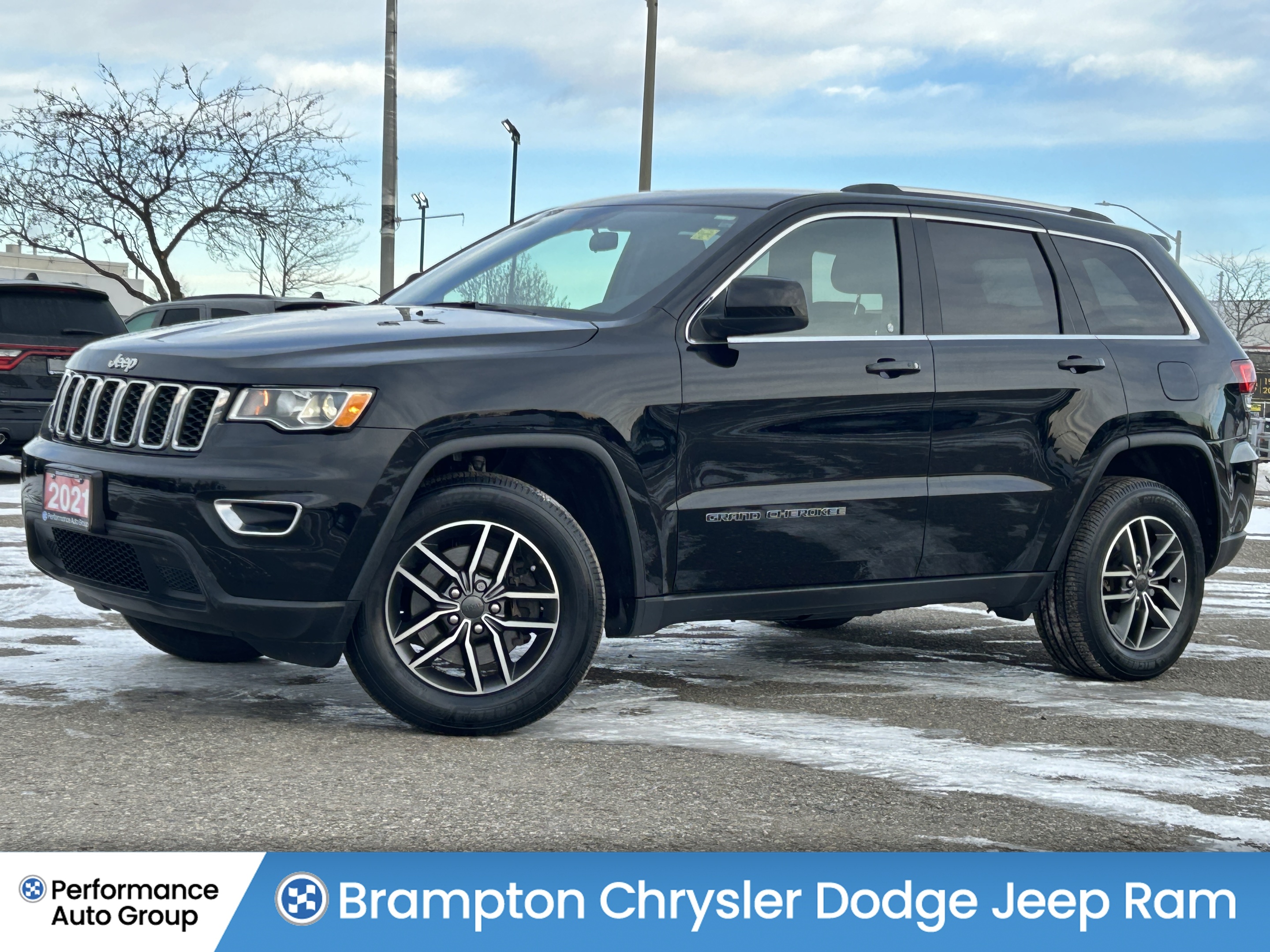 2021 Jeep Grand Cherokee Laredo 4x4*Nav*Heated Seats/Steering*BlindSpot Mnt