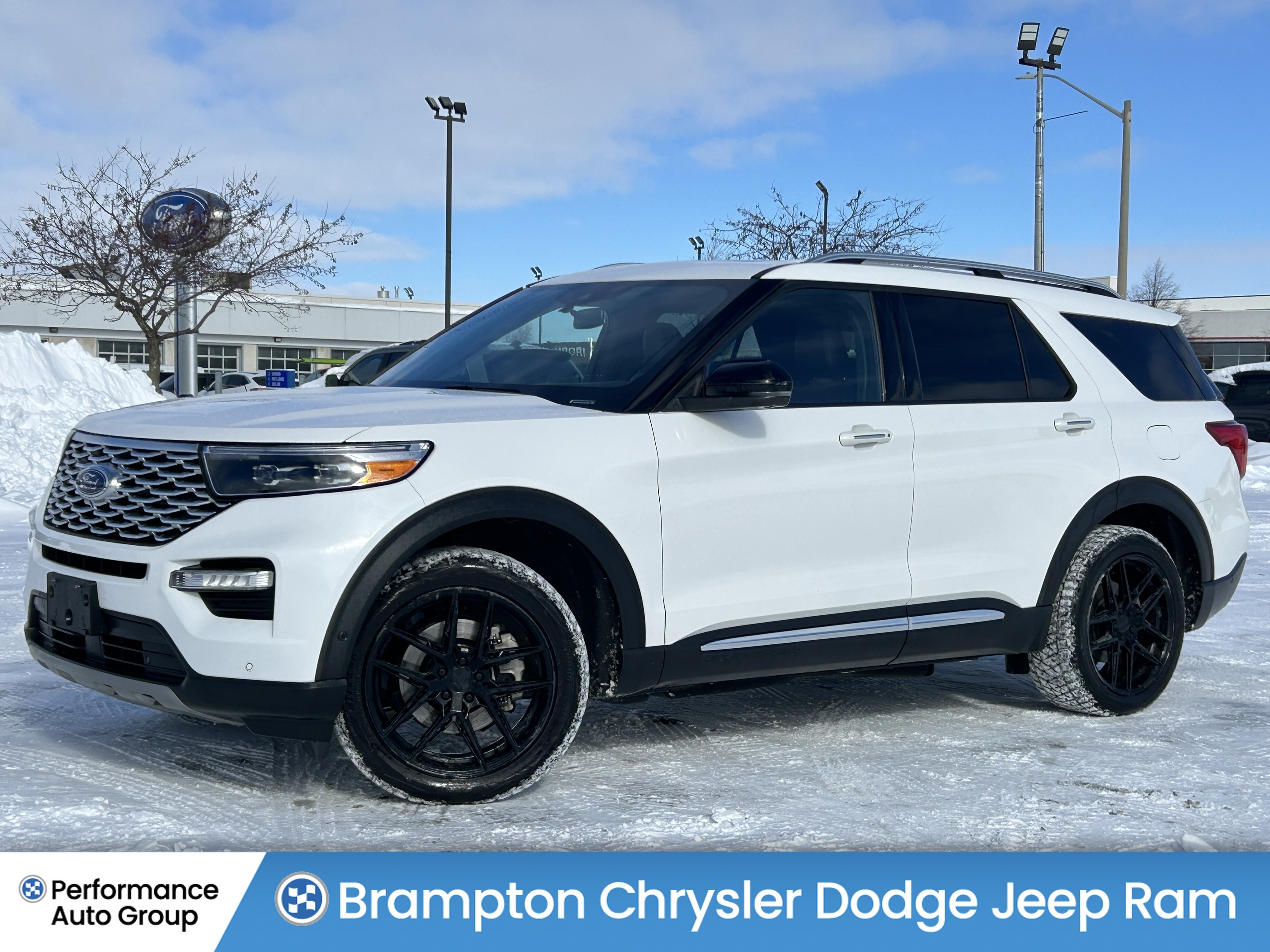 2022 Ford Explorer Platinum 4WD*6 Passenger*Trailer Tow Pkg*Nav*BLIS