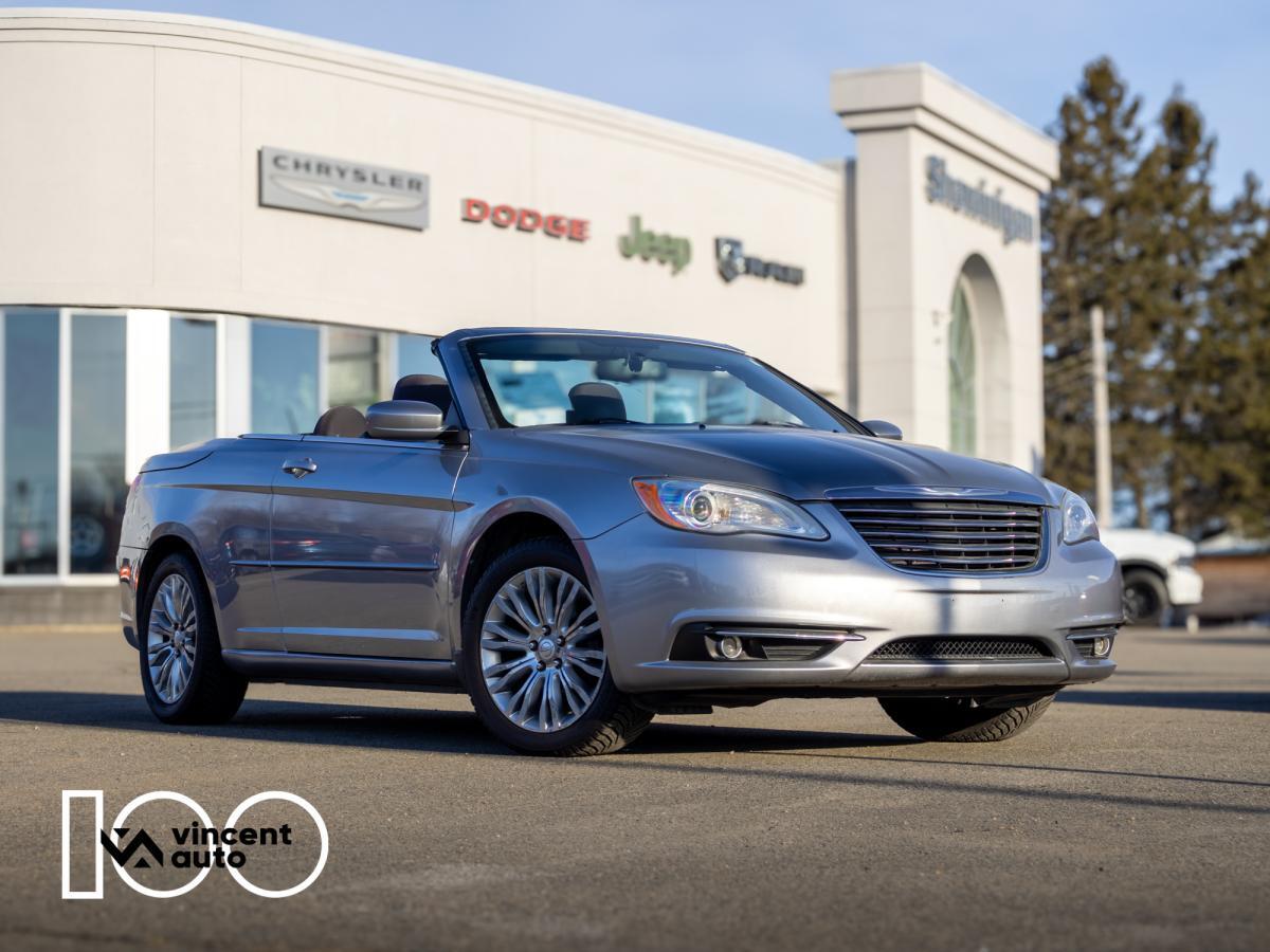 2013 Chrysler 200 Cabriolet Touring v6 3.6L ( 121,810 KM )