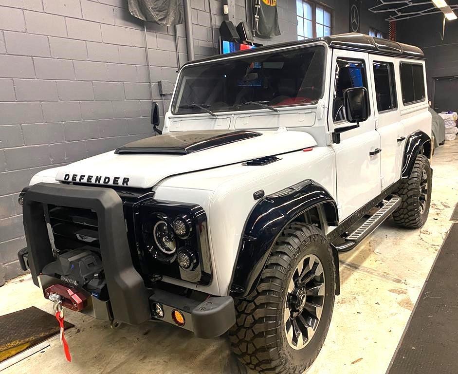 1999 Land Rover Defender DEFENDER 110 300T DI TURBO CHARGED