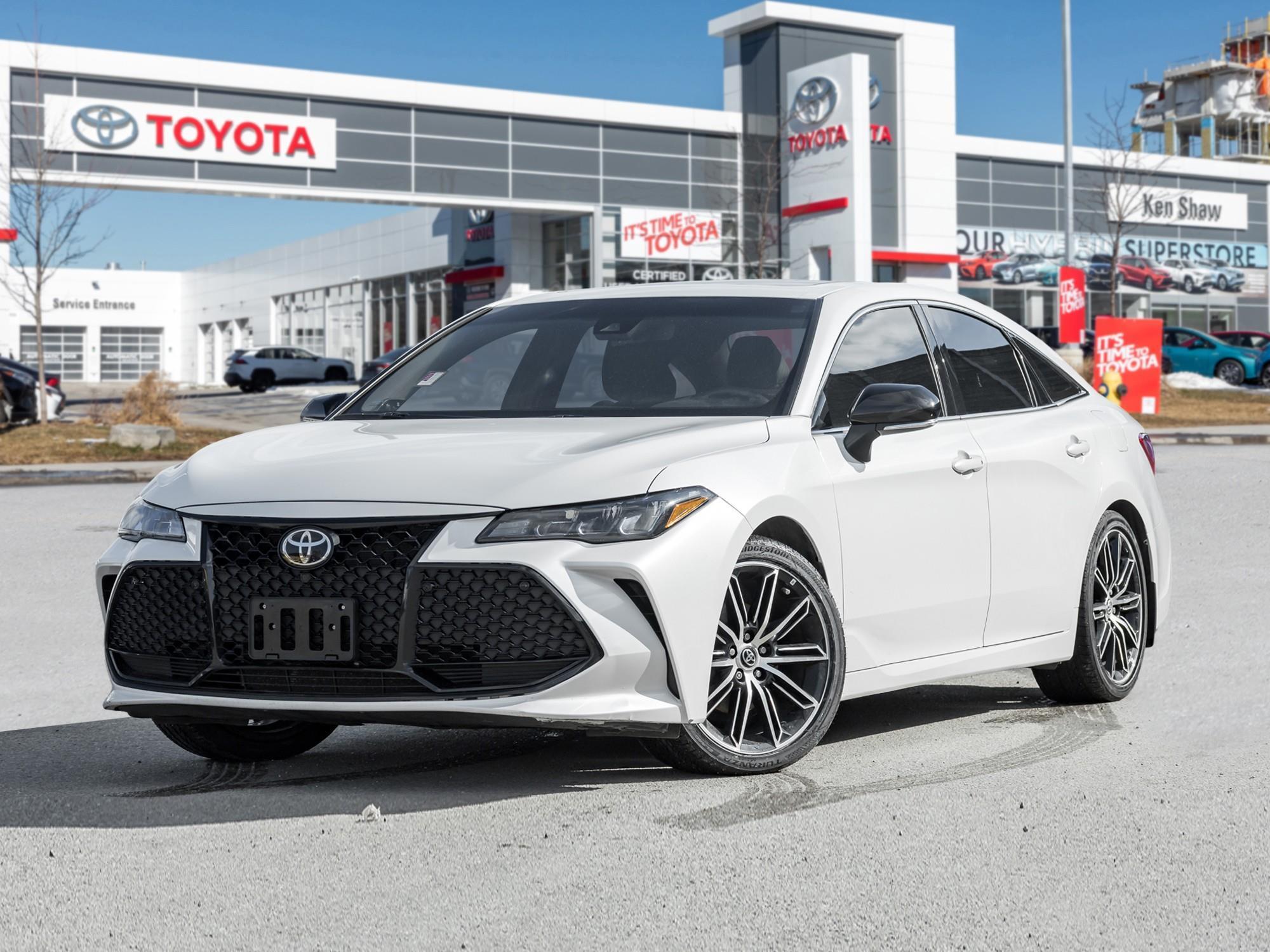 2019 Toyota Avalon XSE / Leather / 2 Sets Of Rims And Tires 