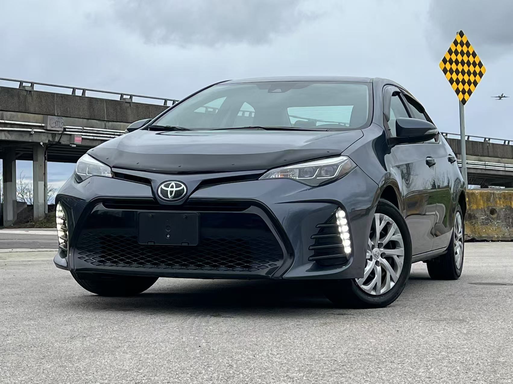2019 Toyota Corolla SE/ CLEAN TITLE/ BC LOCAL