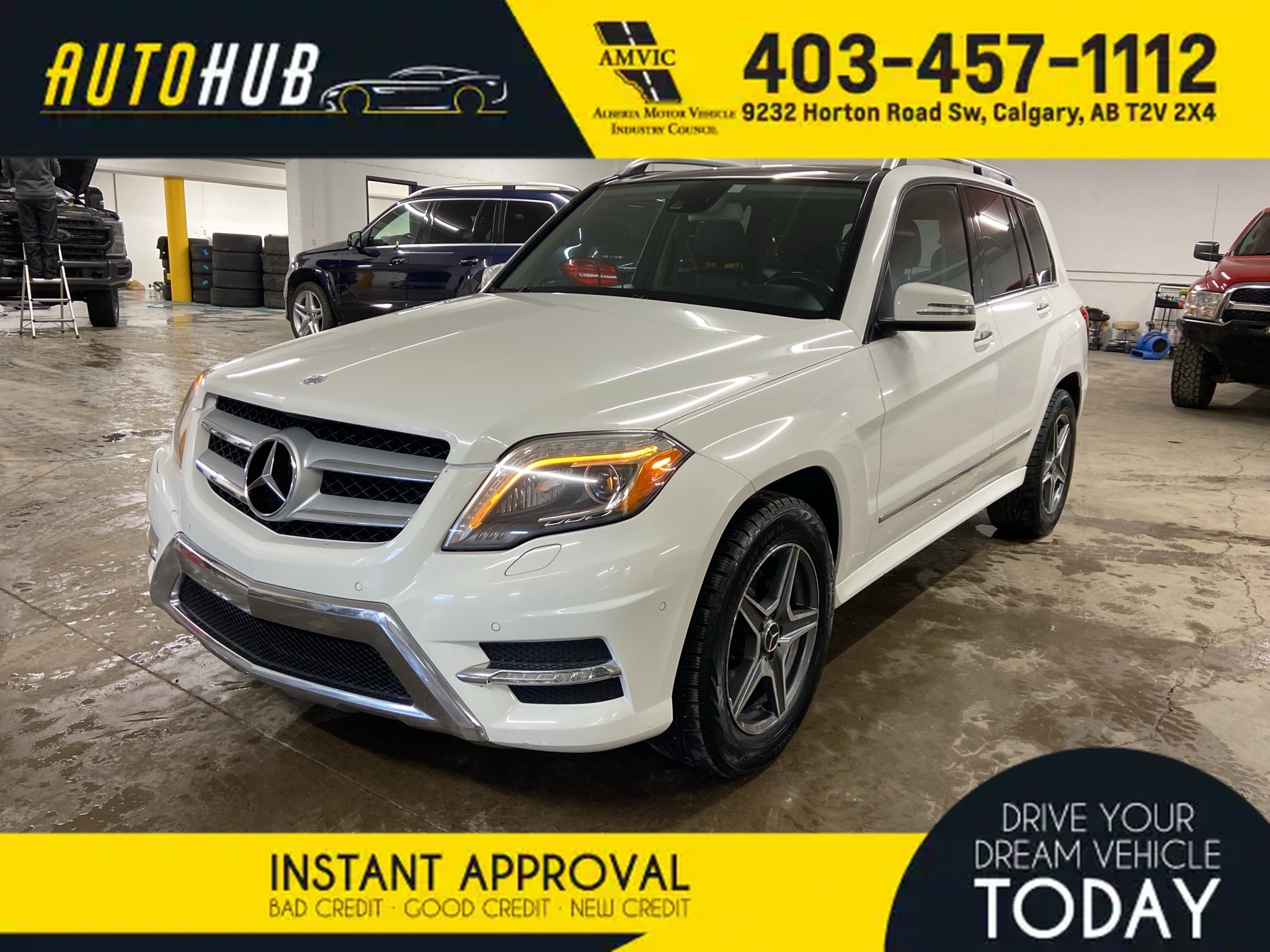 2013 Mercedes-Benz GLK-Class 4MATIC 4dr GLK 350 PANO ROOF 