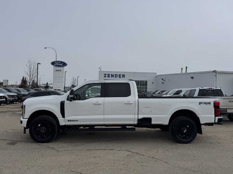 2025 Ford F-350 LARIAT