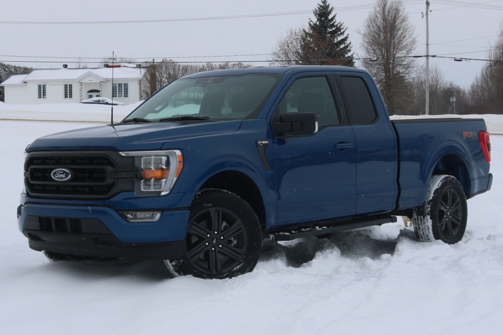 2023 Ford F-150 XLT Sport 4X4 (V6 3.5L EcoBoost)