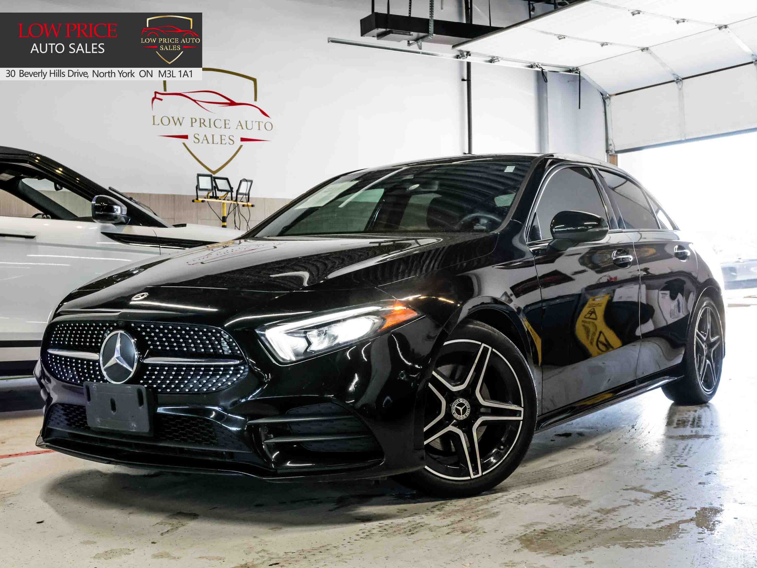 2022 Mercedes-Benz A-Class 4MATIC*AWD*AMG*PANO-ROOF*BSM*AMBIENT*CARPLAY*