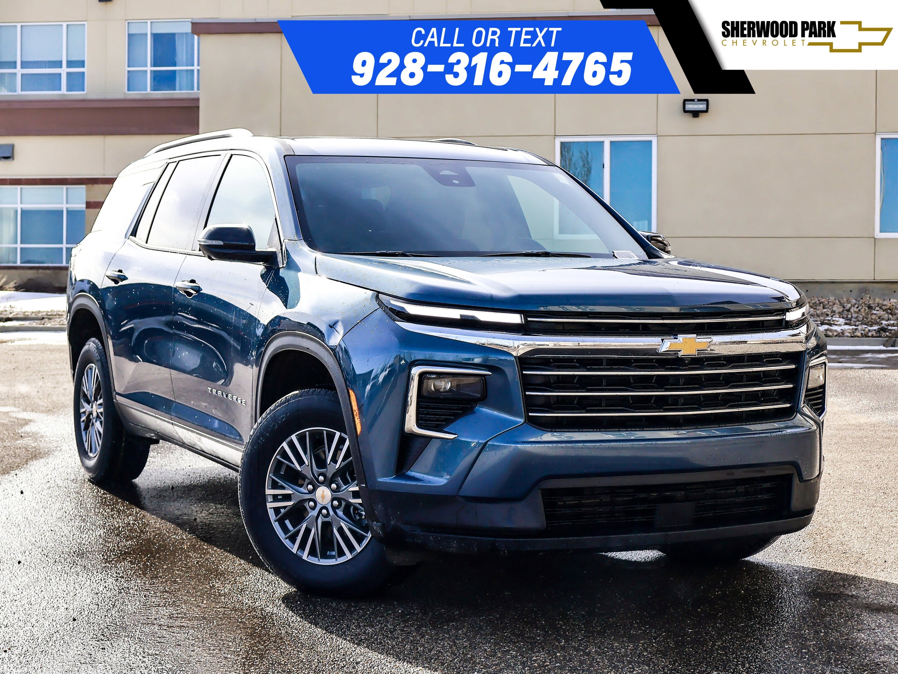 2025 Chevrolet Traverse LT