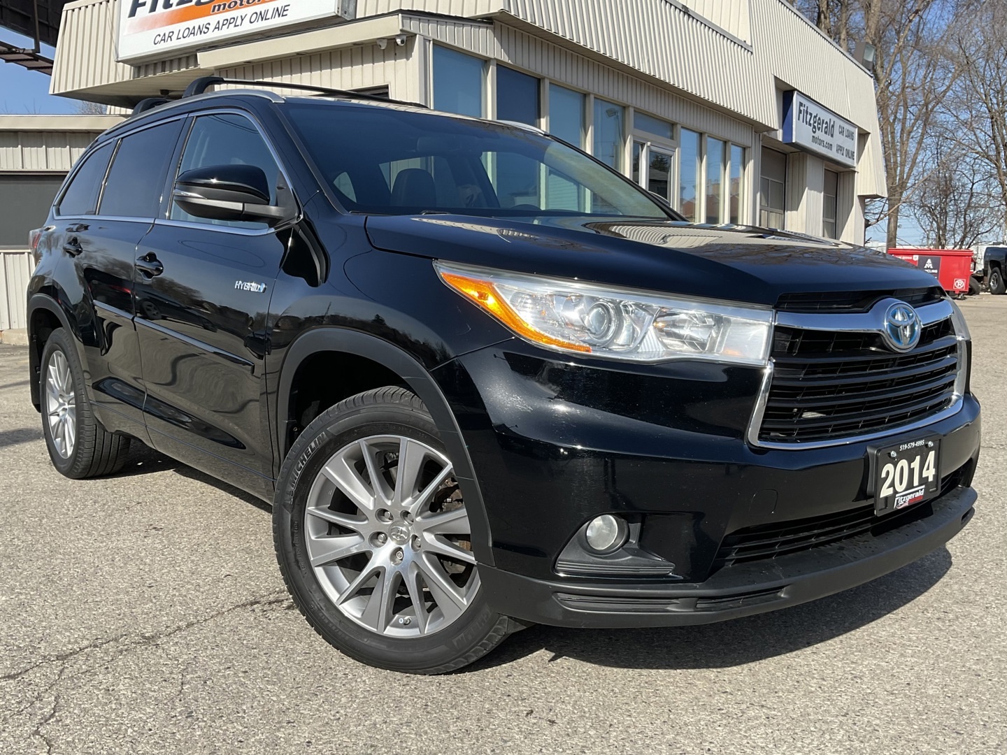 2014 Toyota Highlander Hybrid XLE AWD - LEATHER! NAV! BACK-UP CAM! 8 PASS!