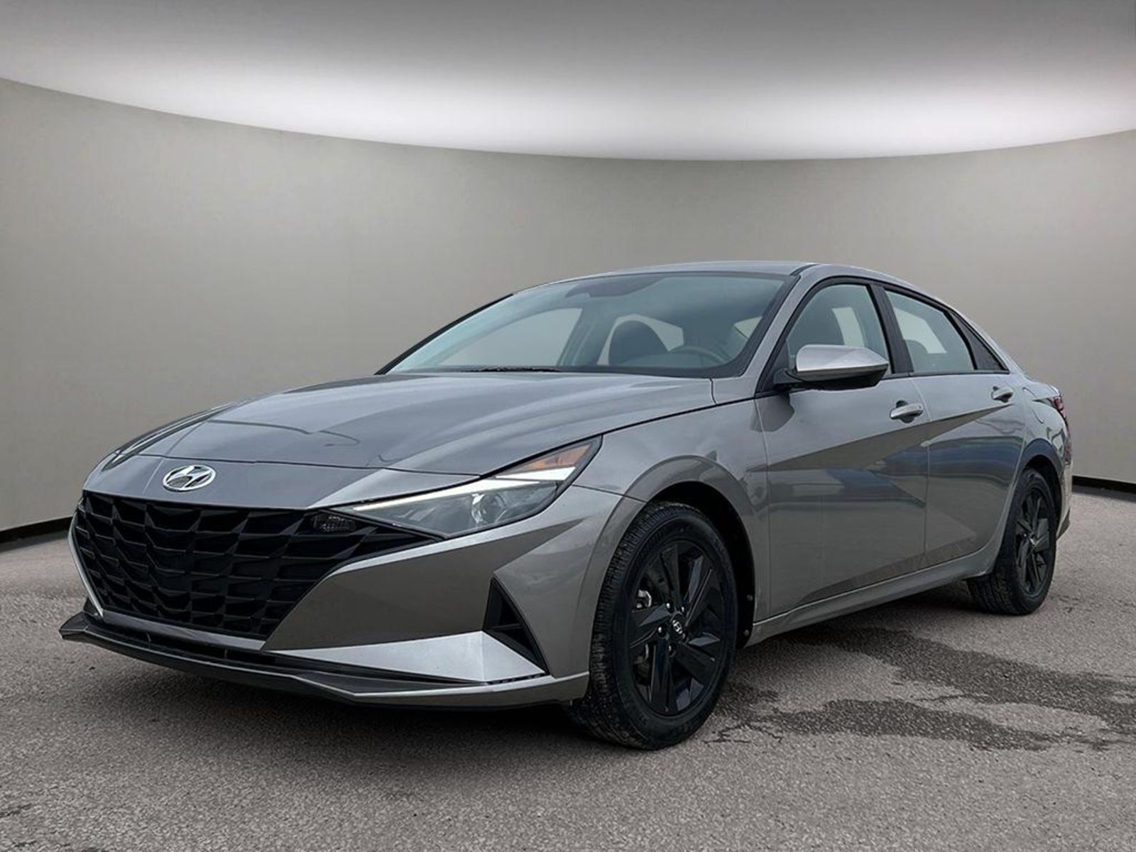 2023 Hyundai Elantra Preferred | Heated Front Seats & Steering Wheel | 