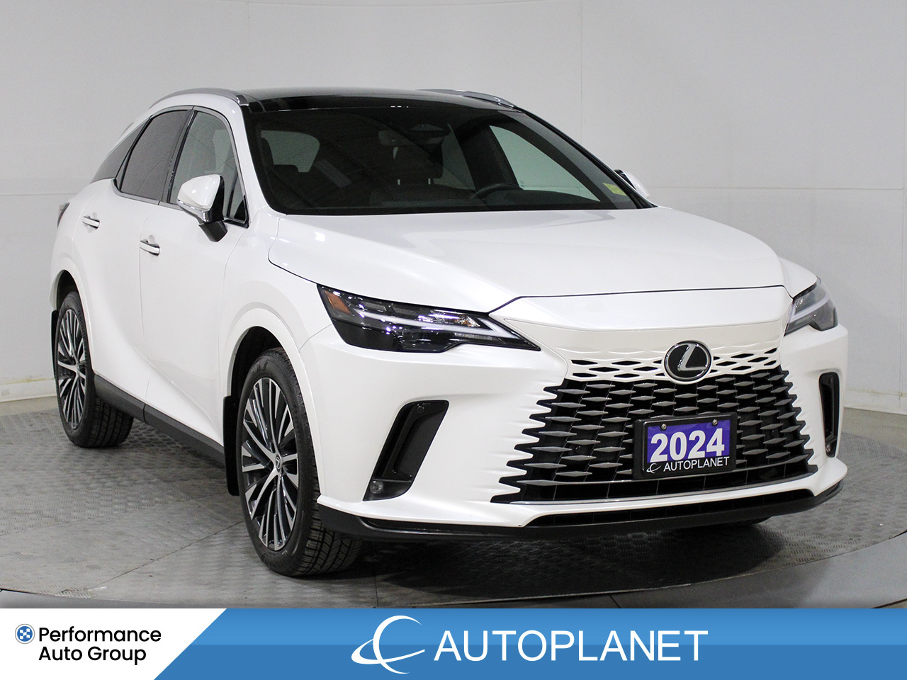 2024 Lexus RX 350 Luxury AWD, Back Up Cam, Pano Roof, Heated Seats!