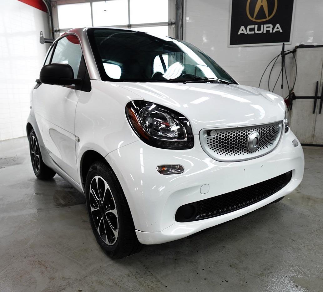 2016 smart fortwo LOW KM,NO ACCIDENT,ALL SERVICE RECORDS,NEW TIRES
