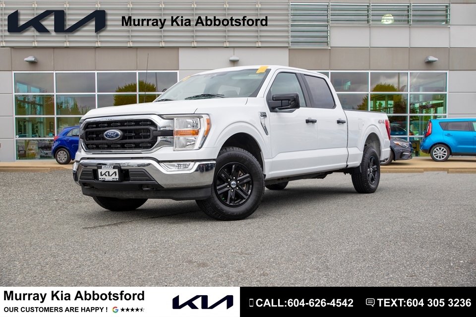2022 Ford F-150 XLT! Crew! 4x4! 6 seats! New Tires! Nav!