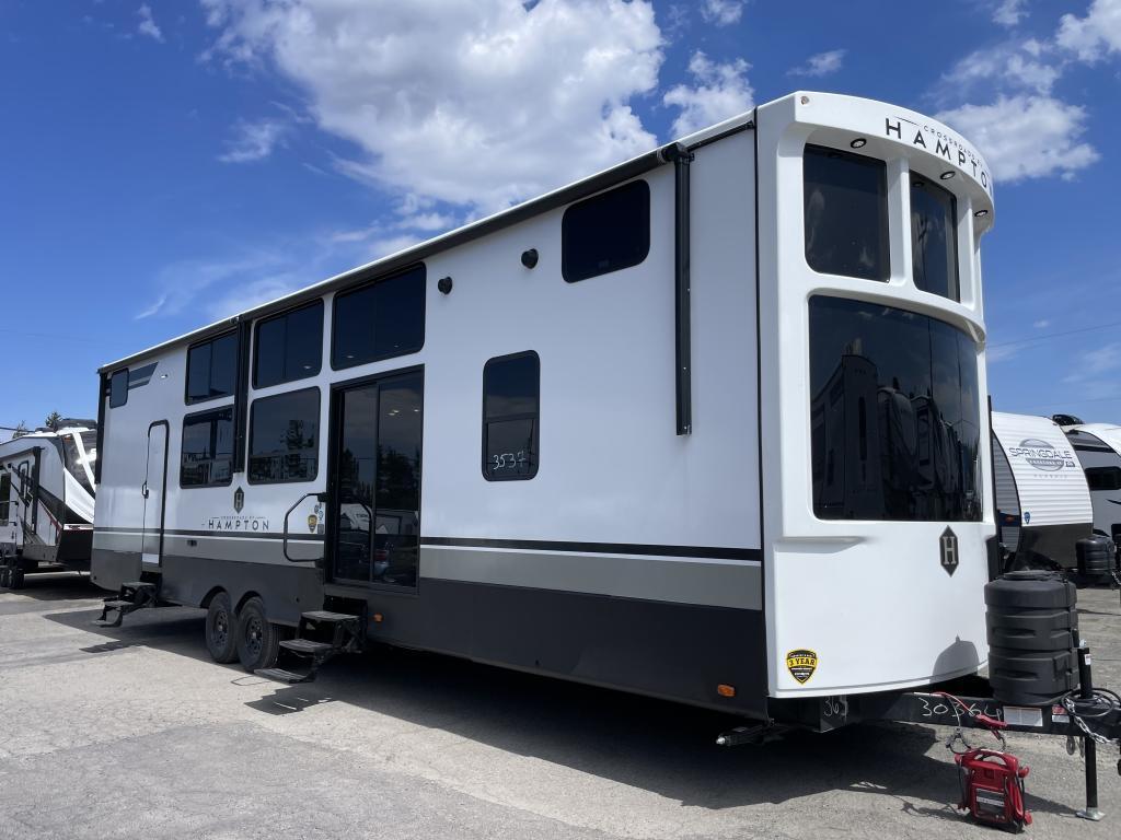 2025 Hampton 390PVL 