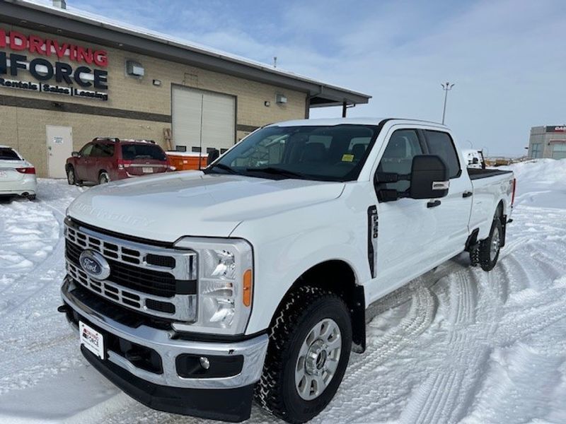 2023 Ford F-350 XLT