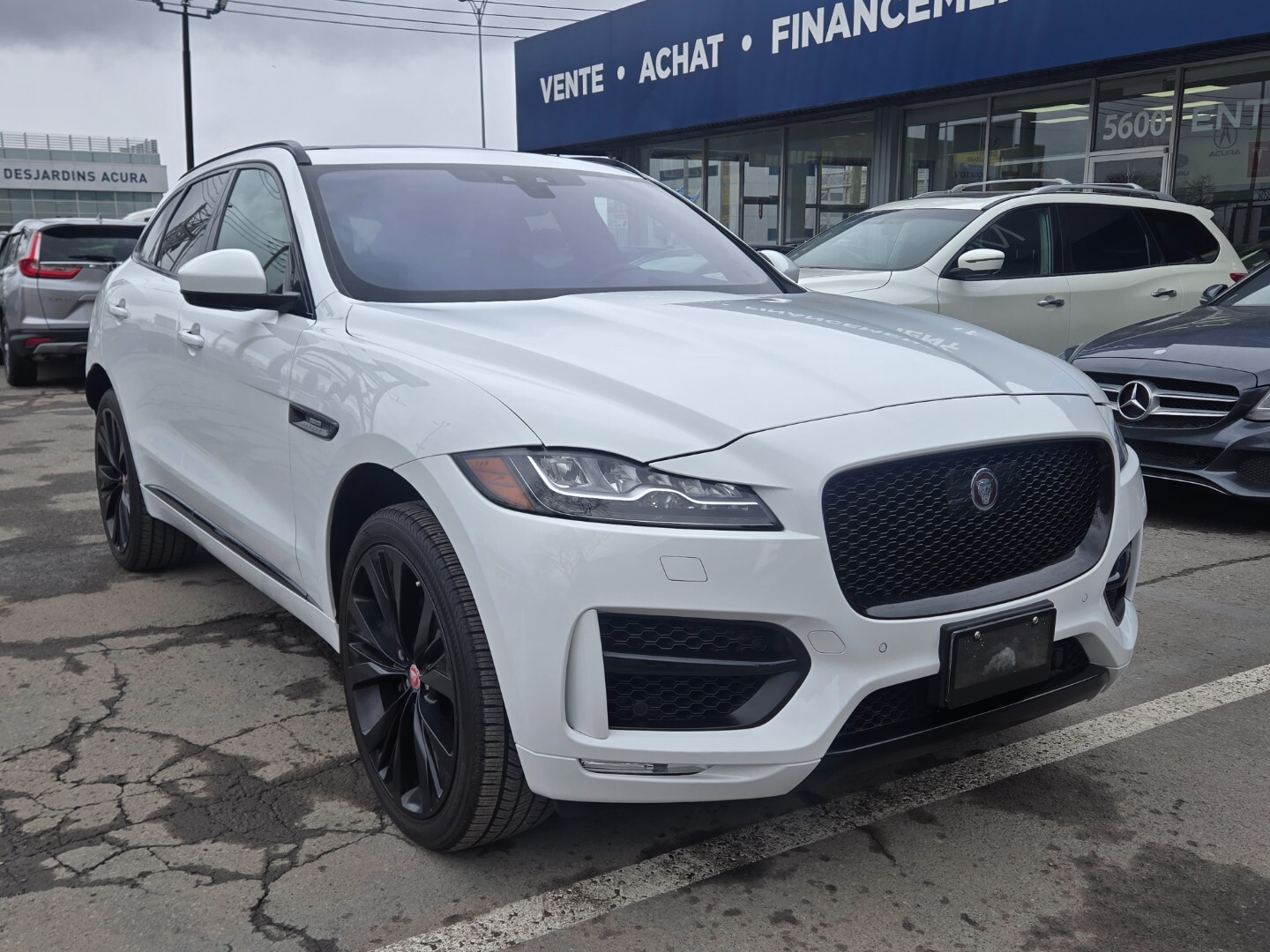 2019 Jaguar F-Pace 30T R-Sport AWD * CUIR * TOIT PANO * GPS * FULL EQ