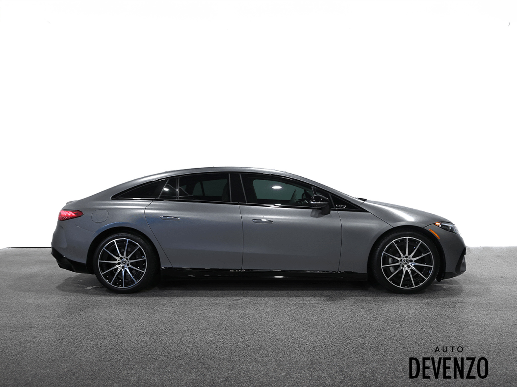 2022 Mercedes-Benz EQS