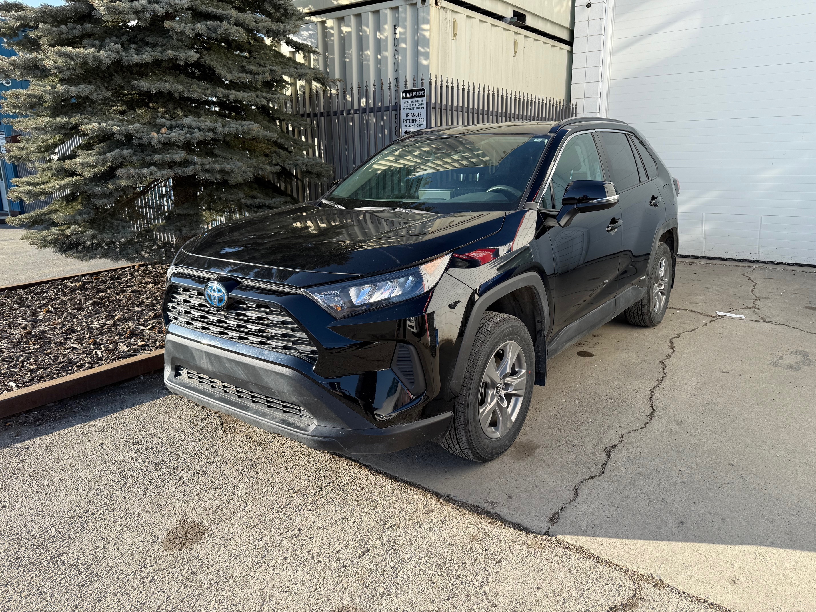2024 Toyota RAV4 Hybrid LE AWD