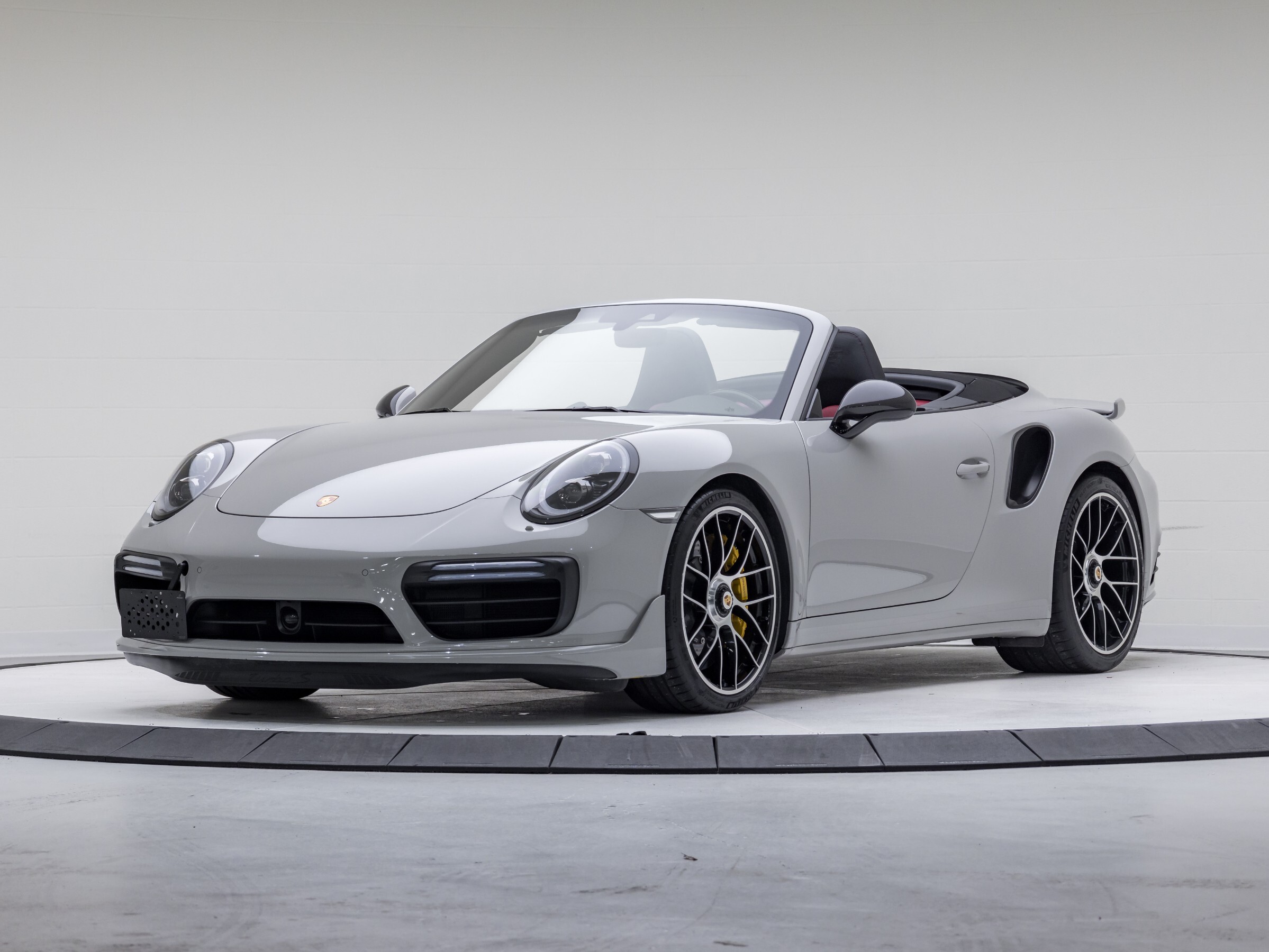 2018 Porsche 911 Turbo S Cab - PCCB, Clean Carfax.