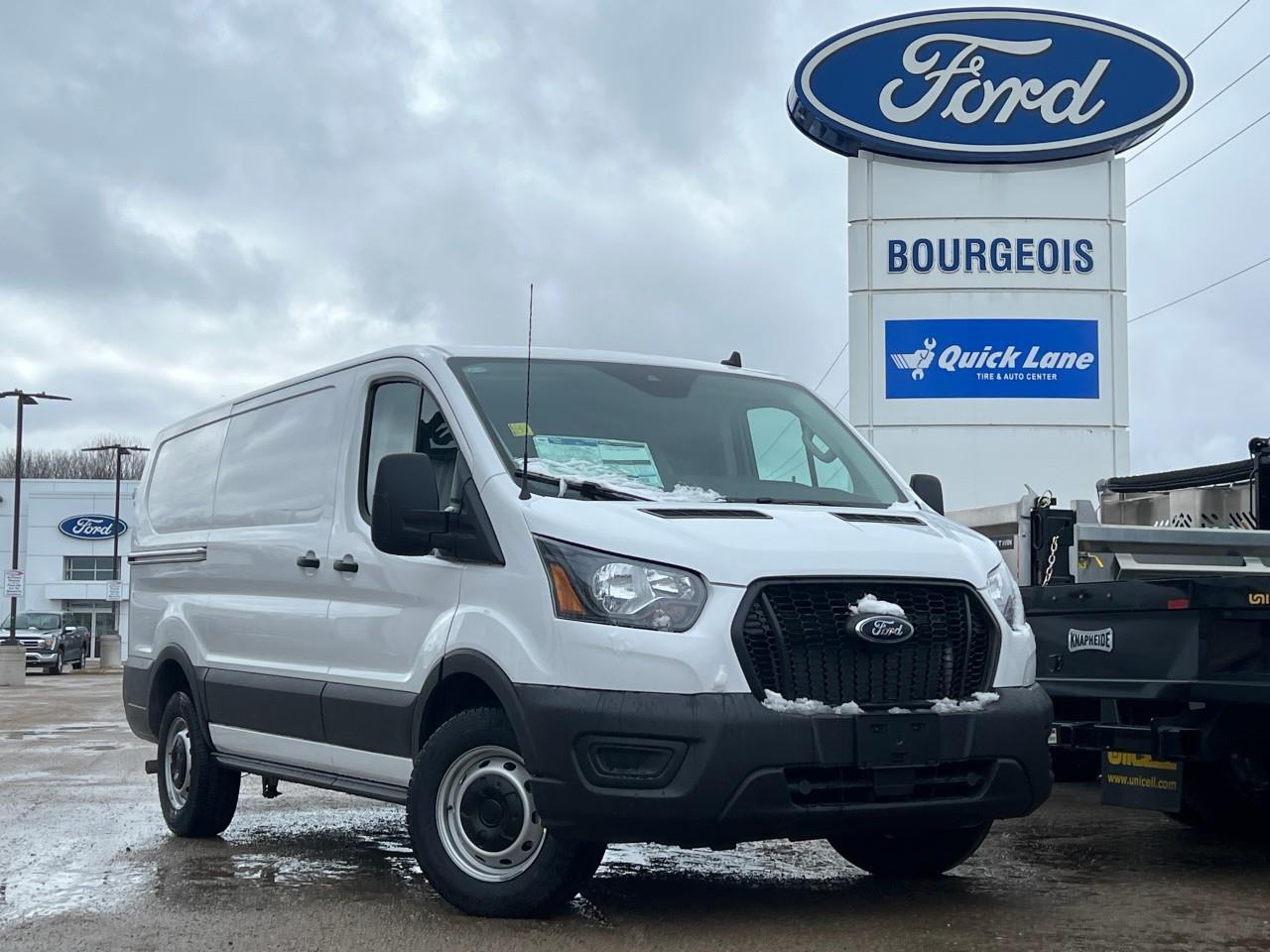 2025 Ford Transit *101A, LOW ROOF, REVERSE CAMERA*