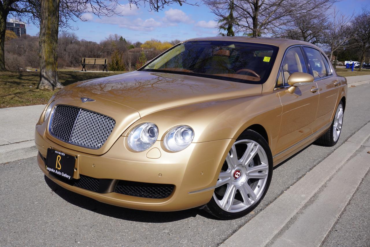 2007 Bentley Continental Flying Spur STUNNING RARE COMBO / LOW KM'S / W12 / EXECUTIVE