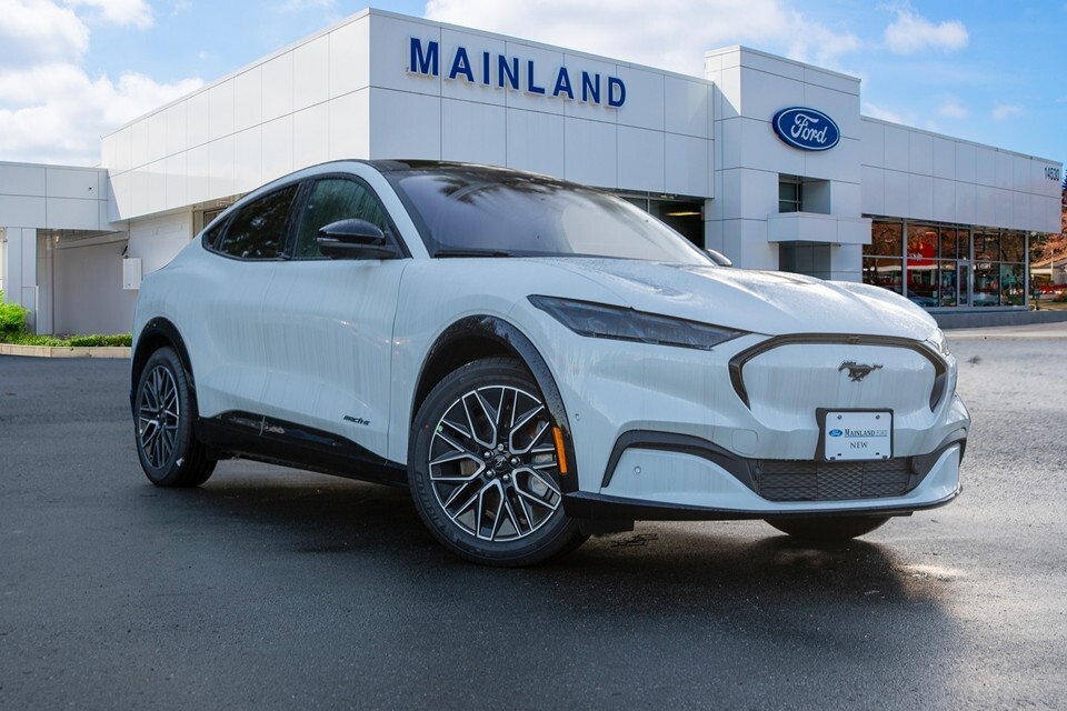 2024 Ford Mustang Mach-E Premium 300A | STD RANGE, GLASS ROOF, INT. PROTECT