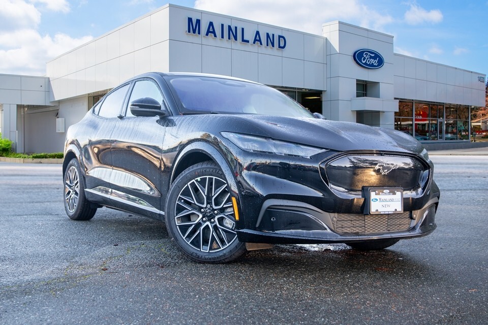 2024 Ford Mustang Mach-E Premium 300A | STD RANGE, GLASS ROOF, INT. PROTECT