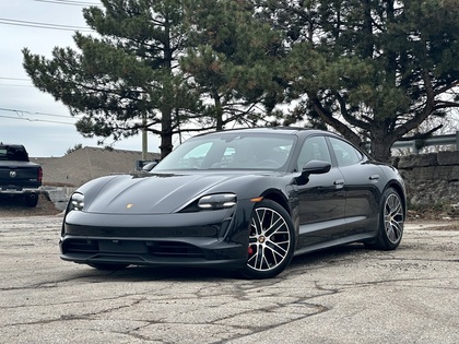 Porsche Taycan 4S AWD