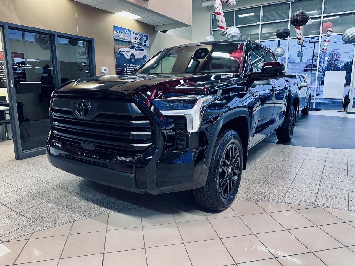 2025 Toyota Tundra **LIMITED NIGHTSHADE**CREWMAX**