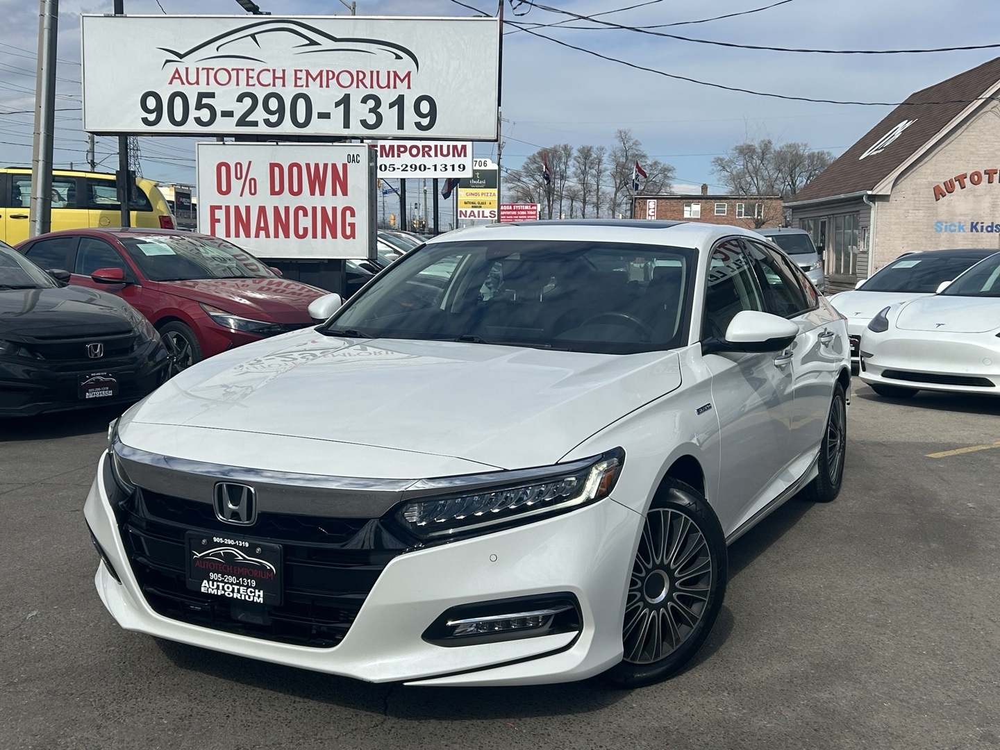 2020 Honda Accord Hybrid TOURING Pearl White  LOADED / Ventilated Seats / H