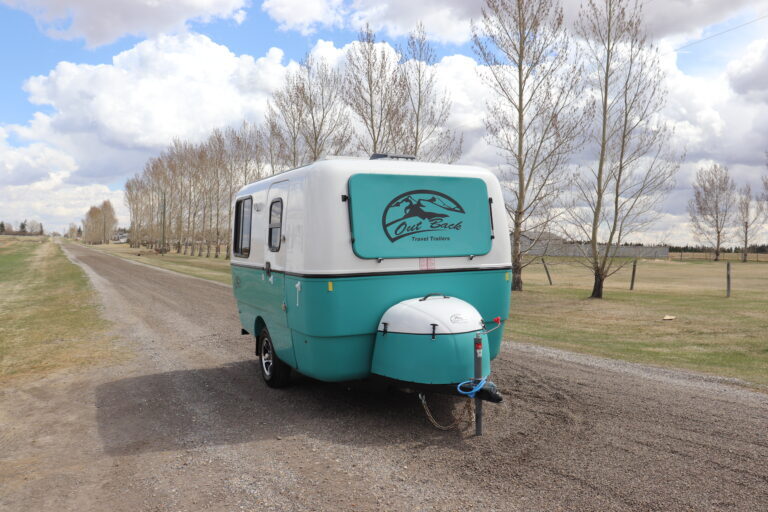 2025 Outback TRILLIUM DELUXE