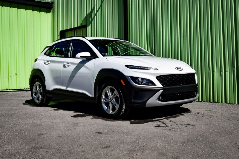 2022 Hyundai Kona Preferred AWD  • HEATED SEATS • APPLE CARPLAY