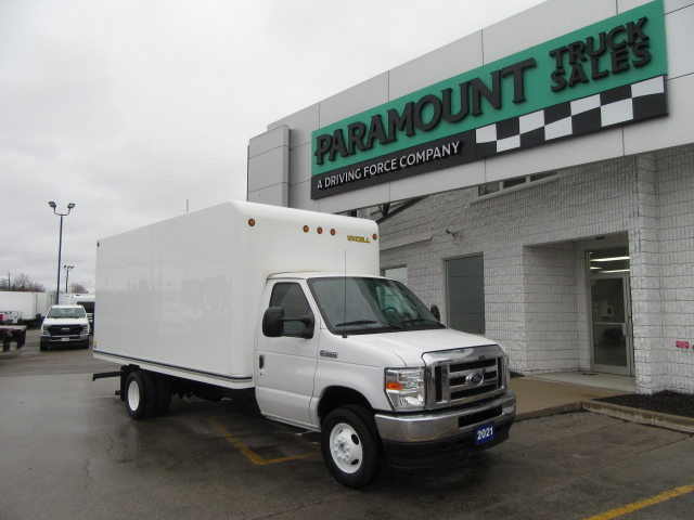 2021 Ford E-450 GAS 16 FT CUBE VAN WITH ROLLOUT RAMP