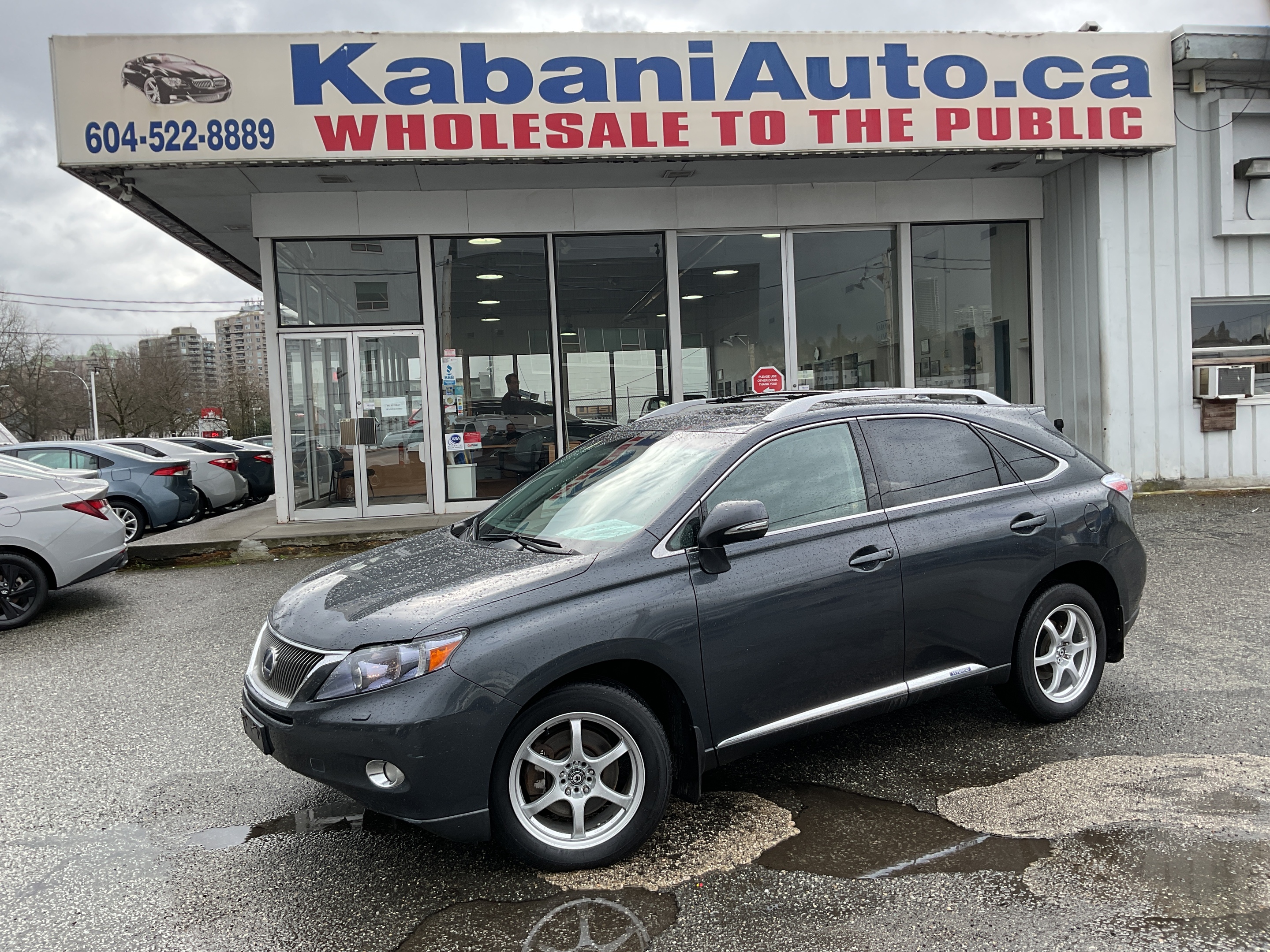 2010 Lexus RX 450H AWD Hybrid , Smooth performance & Fuel Economy!