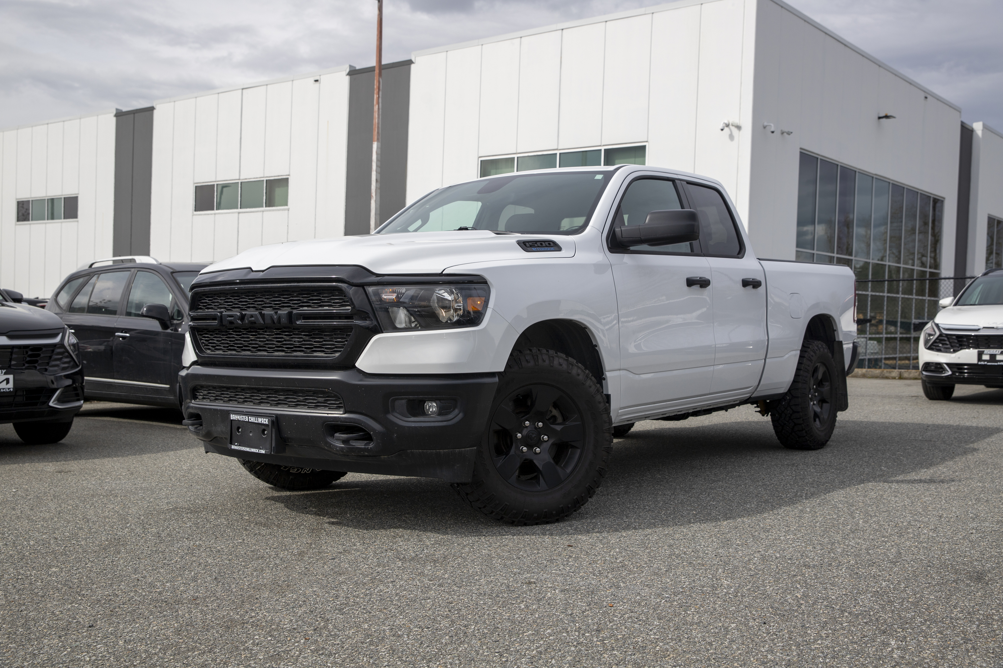 2023 Ram 1500 4x4! Hybrid! Nav! Smart Key! AC! Gotham Rims!
