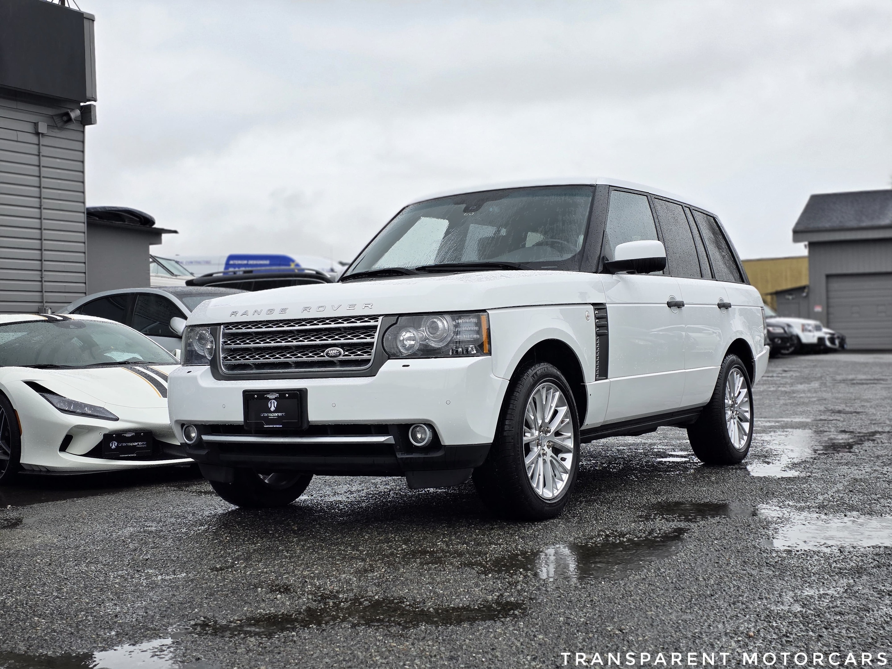 2011 Land Rover Range Rover Great Condition/Body On Frame/Full Leather Interio